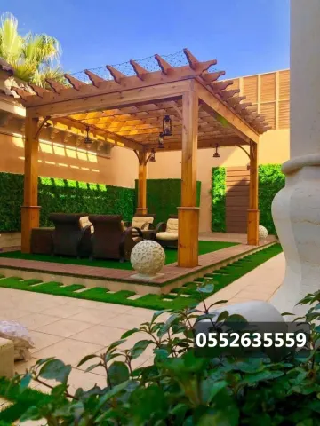 مظلات خشب