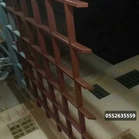 مشروع شركة مظلات خشبية