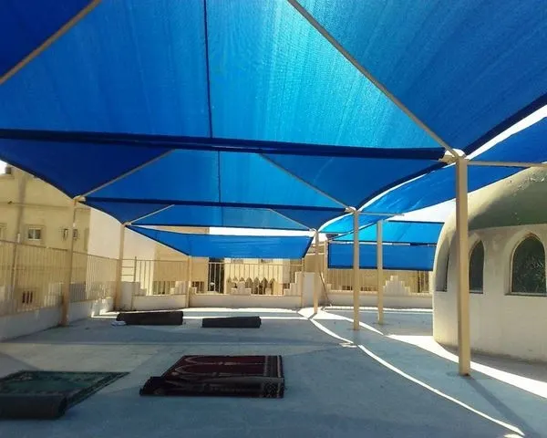 أعمال مظلات خارجية من تنفيذ شركة متخصصة